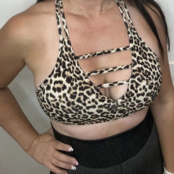 Zyia Leopard Grid Bra - 2 - Picture 4 of 4